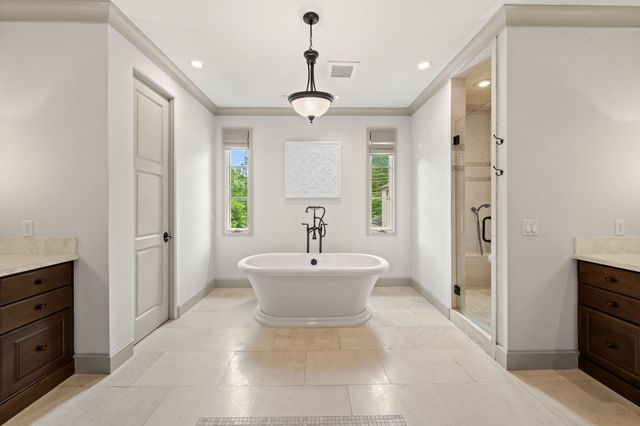 1116 Danbury Road, Houston, TX 77055
