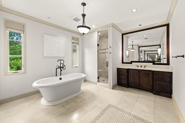 1116 Danbury Road, Houston, TX 77055