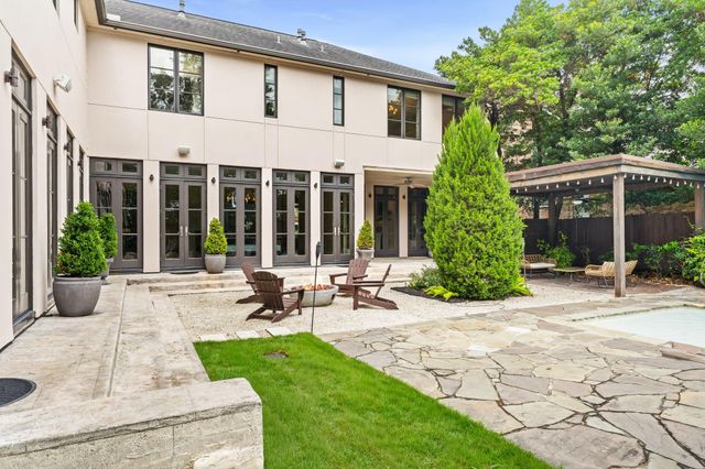 1116 Danbury Road, Houston, TX 77055