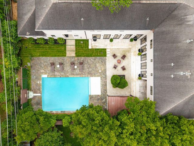 1116 Danbury Road, Houston, TX 77055