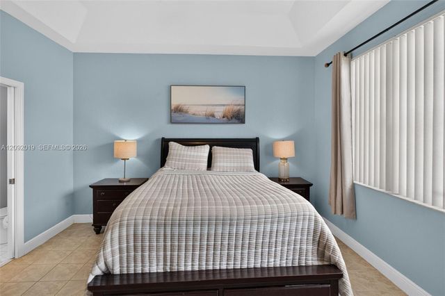 2501 E Aragon Boulevard 1, Sunrise, FL 33313