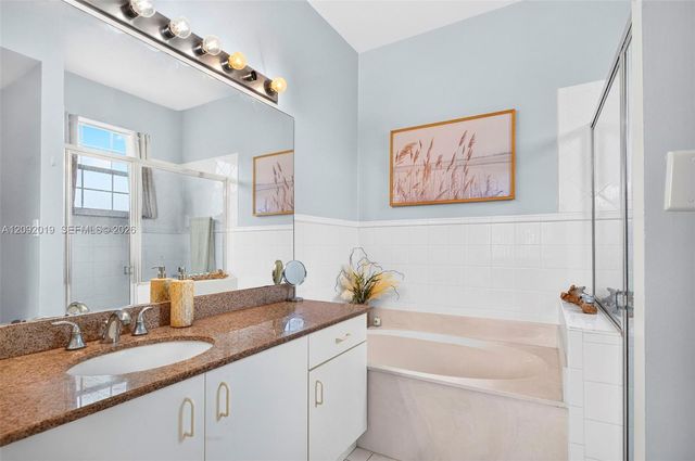 2501 E Aragon Boulevard 1, Sunrise, FL 33313