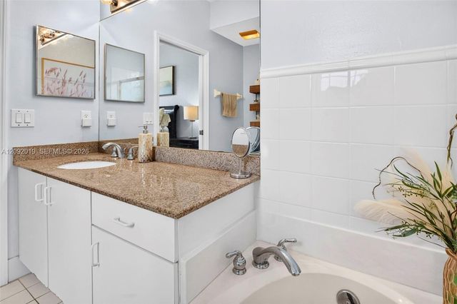 2501 E Aragon Boulevard 1, Sunrise, FL 33313