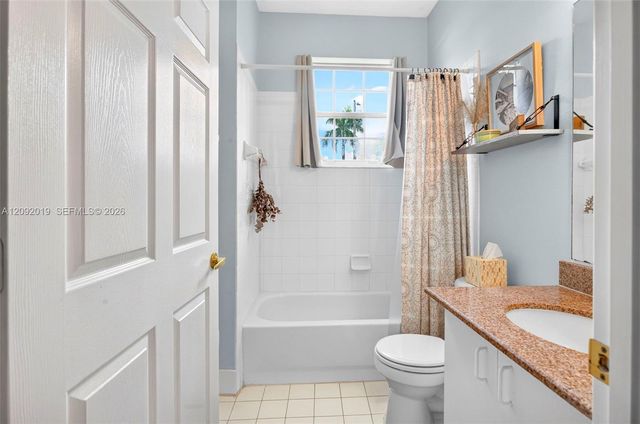 2501 E Aragon Boulevard 1, Sunrise, FL 33313