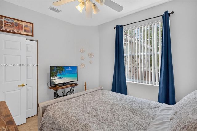 2501 E Aragon Boulevard 1, Sunrise, FL 33313