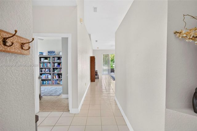 2501 E Aragon Boulevard 1, Sunrise, FL 33313