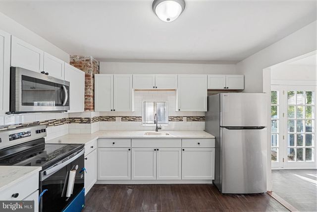 47 DICKINSON ST, Woodstown, NJ 08098