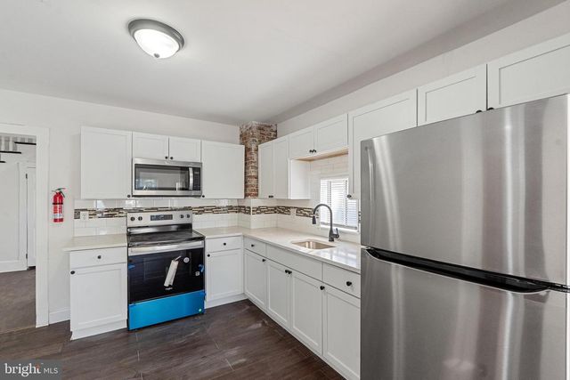 47 DICKINSON ST, Woodstown, NJ 08098