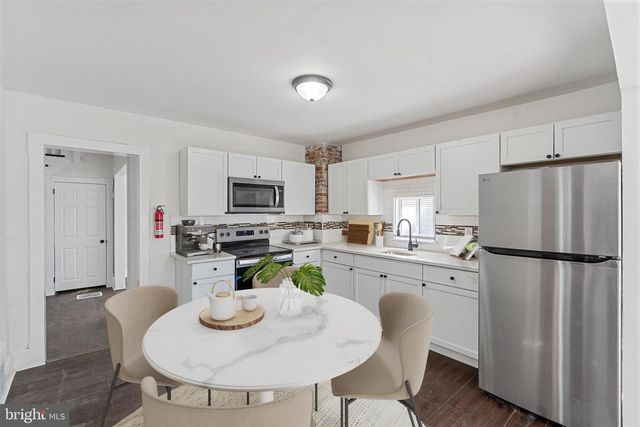 47 DICKINSON ST, Woodstown, NJ 08098