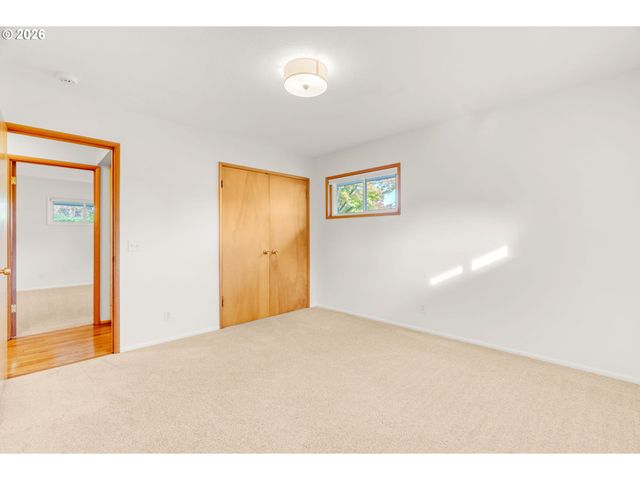 6246 Sw 37TH Ave, Portland, OR 97221