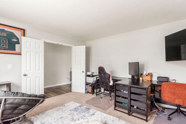 198 Rosewood Loop SW, Commercial Point, OH 43116