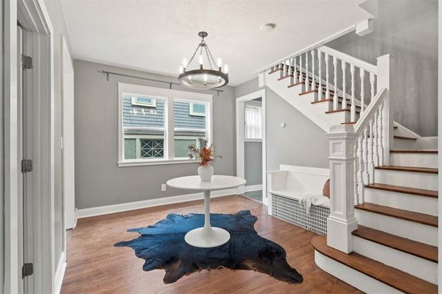 2827 CAMPBELL Street, Kansas City, MO 64109