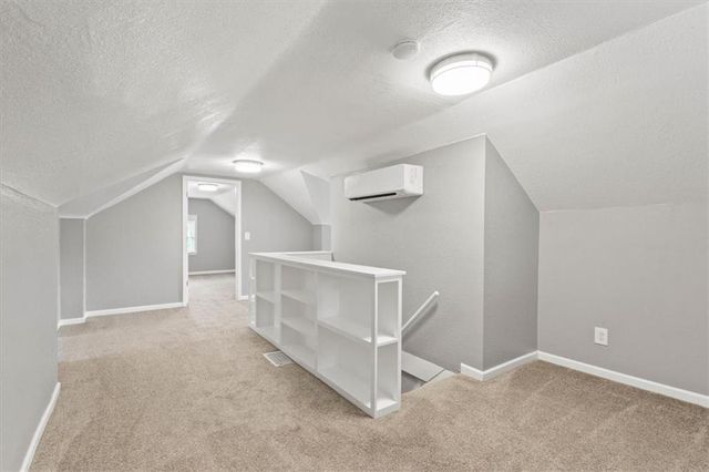 2827 CAMPBELL Street, Kansas City, MO 64109