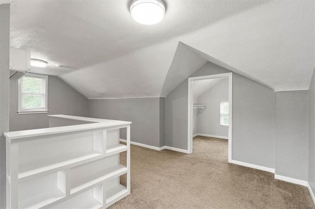 2827 CAMPBELL Street, Kansas City, MO 64109