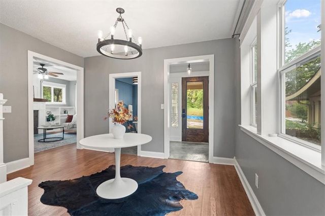 2827 CAMPBELL Street, Kansas City, MO 64109