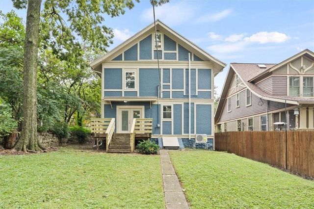 2827 CAMPBELL Street, Kansas City, MO 64109