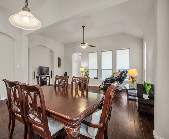 4005 Hawthorne Drive, Sachse, TX 75048