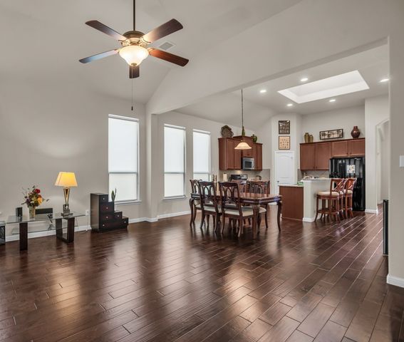 4005 Hawthorne Drive, Sachse, TX 75048