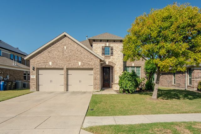 4005 Hawthorne Drive, Sachse, TX 75048