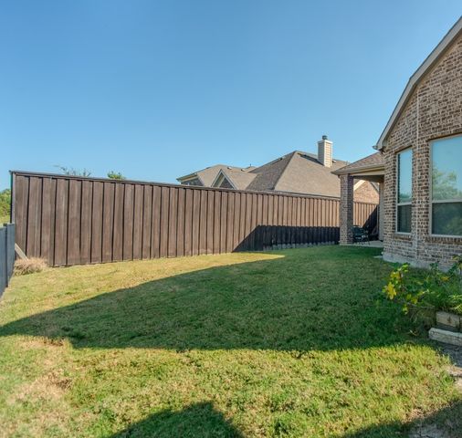 4005 Hawthorne Drive, Sachse, TX 75048