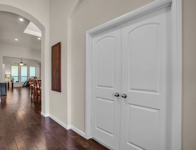 4005 Hawthorne Drive, Sachse, TX 75048