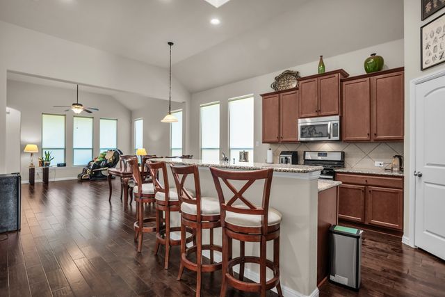 4005 Hawthorne Drive, Sachse, TX 75048