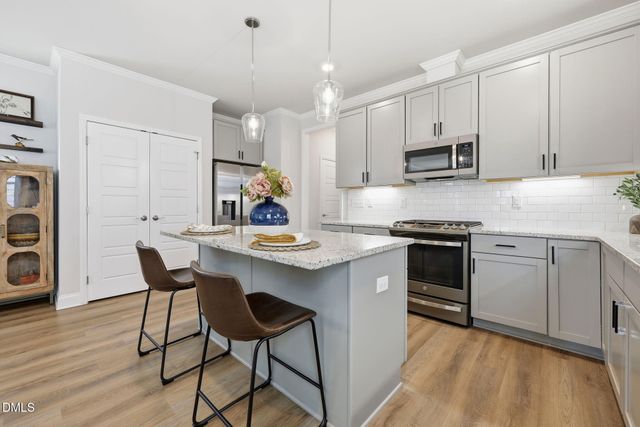 1704 Glazebrook Drive, Wake Forest, NC 27587