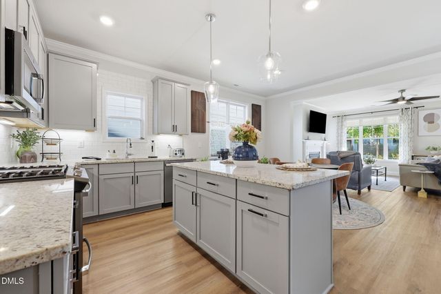 1704 Glazebrook Drive, Wake Forest, NC 27587