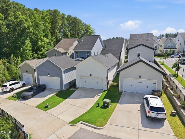 1704 Glazebrook Drive, Wake Forest, NC 27587