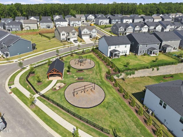 1704 Glazebrook Drive, Wake Forest, NC 27587