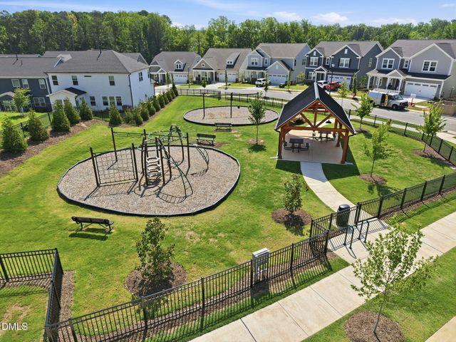 1704 Glazebrook Drive, Wake Forest, NC 27587