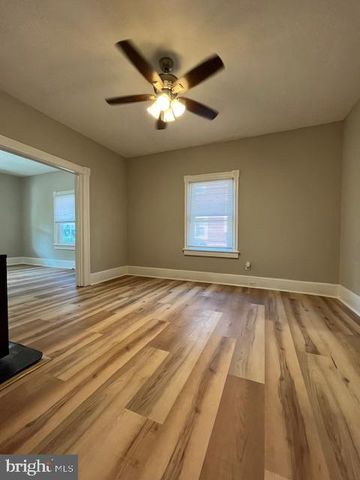 807 WOLFE ST, Fredericksburg, VA 22401