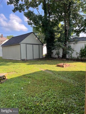 807 WOLFE ST, Fredericksburg, VA 22401