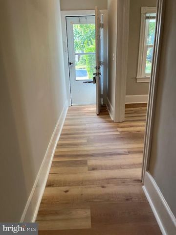 807 WOLFE ST, Fredericksburg, VA 22401