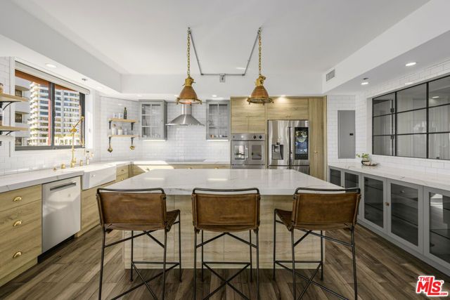 10550 Wilshire Boulevard 505, Los Angeles, CA 90024