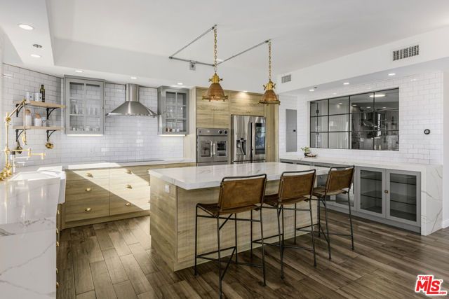 10550 Wilshire Boulevard 505, Los Angeles, CA 90024