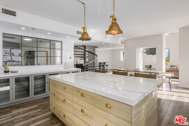 10550 Wilshire Boulevard 505, Los Angeles, CA 90024