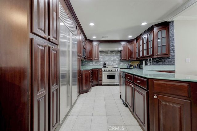 8227 Grenoble, Sunland, CA 91040