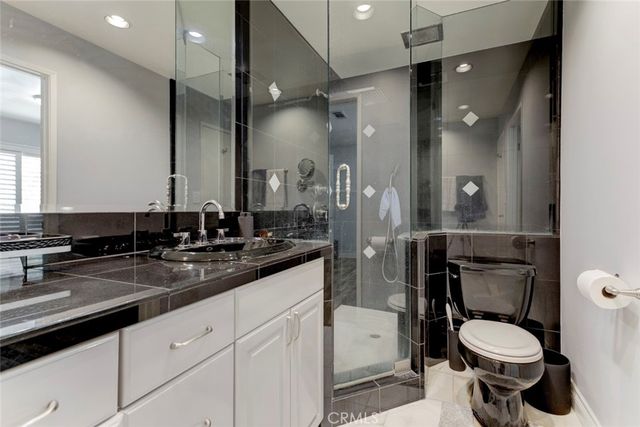8227 Grenoble, Sunland, CA 91040