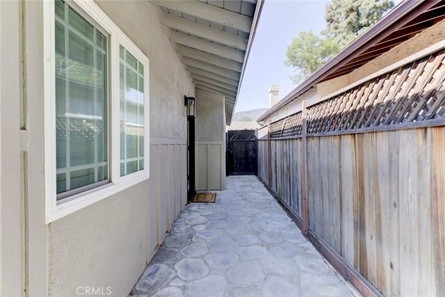 8227 Grenoble, Sunland, CA 91040