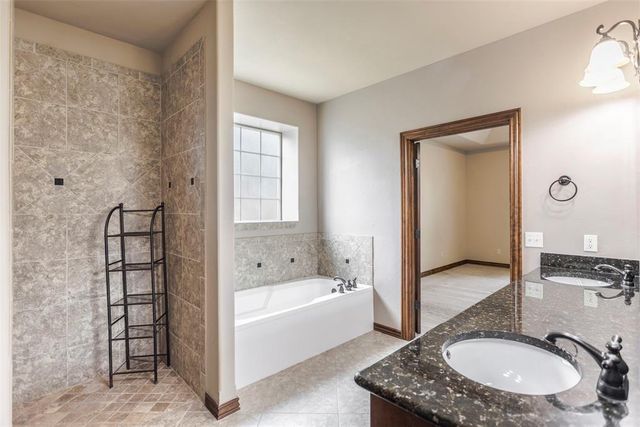 16805 Thorton Lane, Edmond, OK 73012