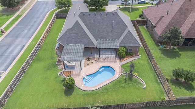 16805 Thorton Lane, Edmond, OK 73012