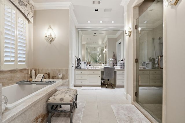 11840 Stuckey Lane, Bunker Hill Village, TX 77024