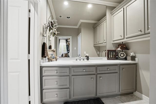 11840 Stuckey Lane, Bunker Hill Village, TX 77024