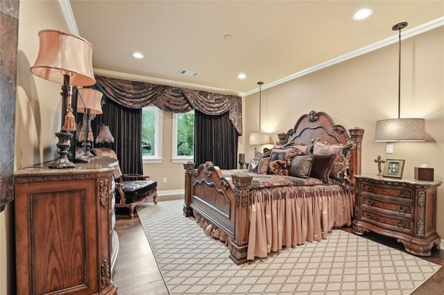 11840 Stuckey Lane, Bunker Hill Village, TX 77024