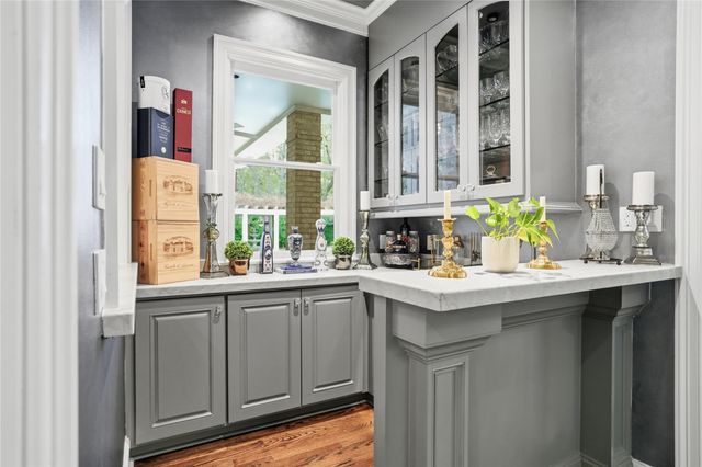 11840 Stuckey Lane, Bunker Hill Village, TX 77024