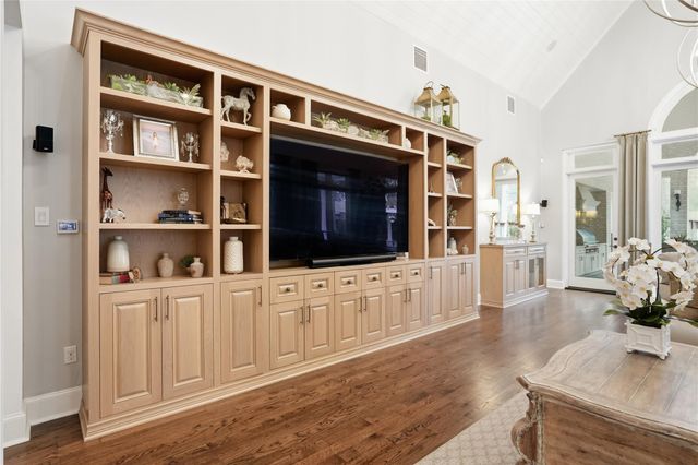 11840 Stuckey Lane, Bunker Hill Village, TX 77024