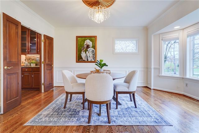 11 Merryhill Lane, Pittsford, NY 14534