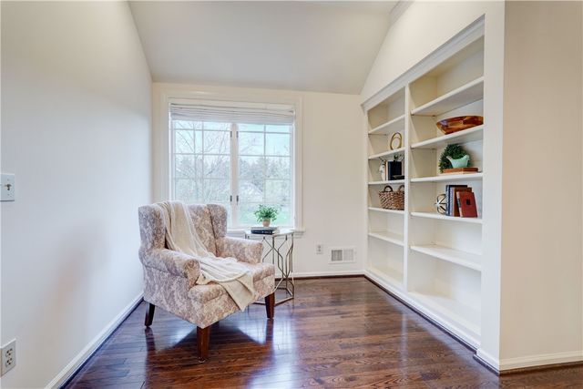 11 Merryhill Lane, Pittsford, NY 14534