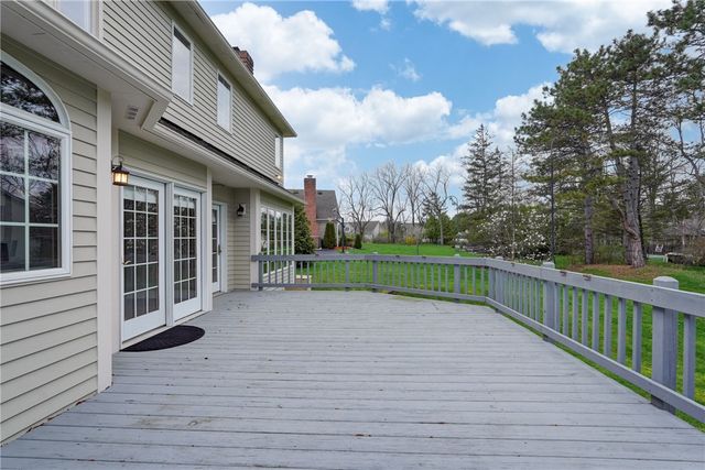 11 Merryhill Lane, Pittsford, NY 14534